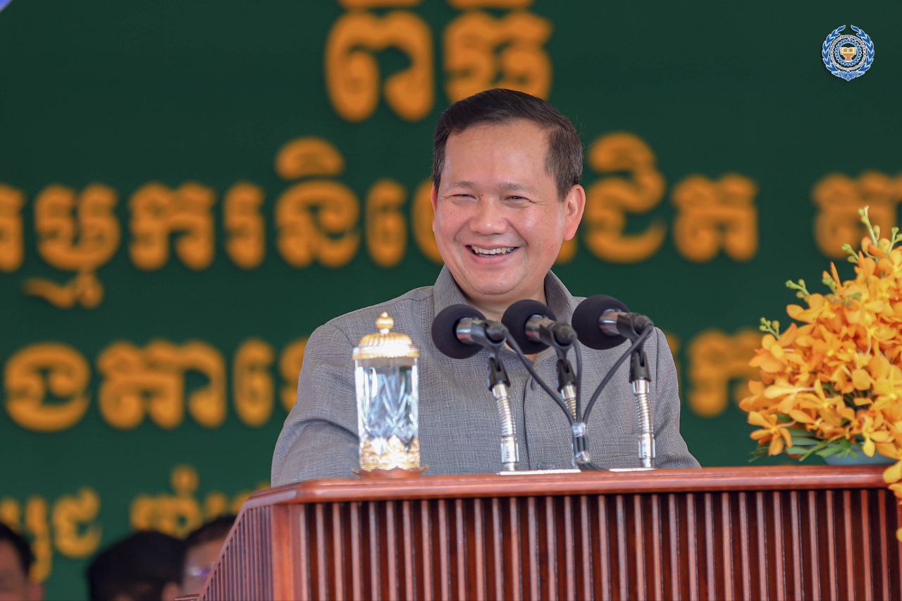 សម្ដេចធិបតី ហ៊ុន ម៉ាណែត បន្តជួបសំណេះសំណាលជាមួយកម្មករនិយោជិតចំនួន ១៨ ...