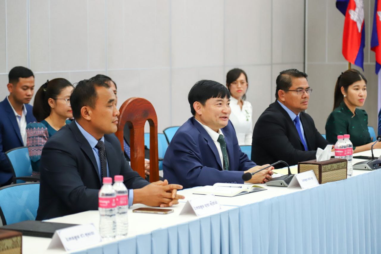 សហភាពសហព័ន្ធយុវជនកម្ពុជា និងក្រសួងការងារ និងបណ្តុះបណ្តាលវិជ្ជាជីវៈ ...