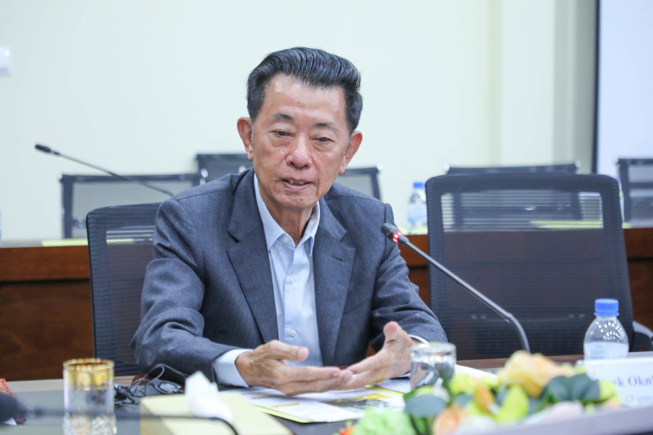 ឯកឧត្តម ហេង សួរ ដឹកនាំកិច្ចប្រជុំប្រចាំឆ្នាំ ...