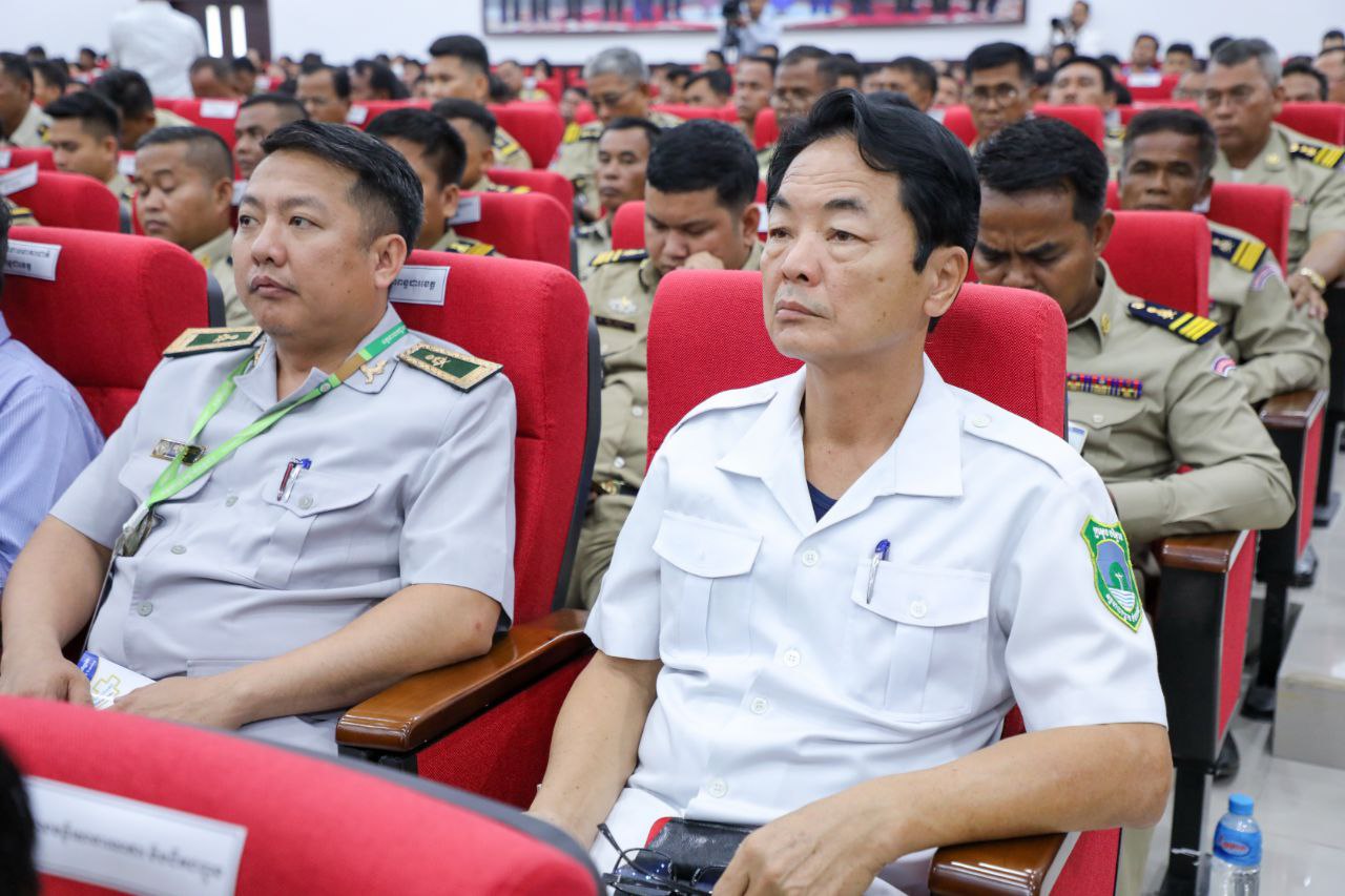 ឯកឧត្តម ហេង សួរ ...