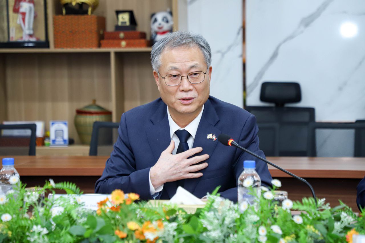 ឯកឧត្តម ហេង សួរ៖ ក្រុមហ៊ុន Toyota Tsusho Manufacturing ...