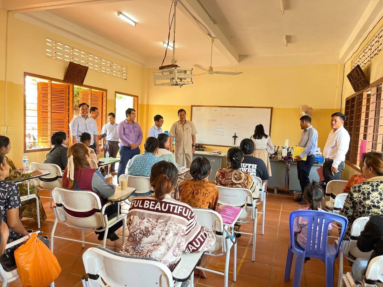 ក្រសួងការងារចុះពិនិត្យ តាមដាន និងវាយតម្លៃការអនុវត្តកម្មវិធី TVET ...