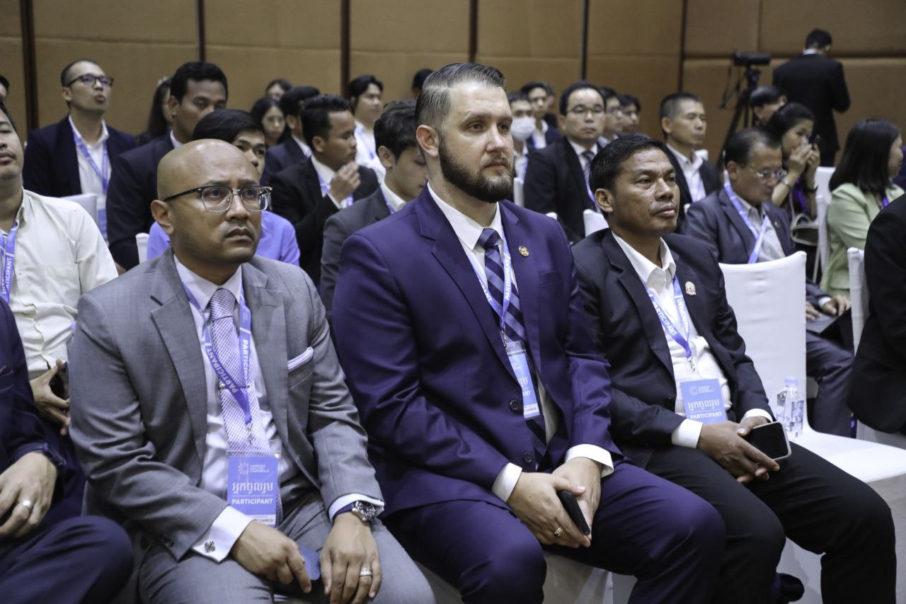 រដ្ឋមន្ត្រីក្រសួងការងារ៖ ការបង្កើតកម្លាំងពលកម្មជំនាញដែលមានសមត្ថភាព ...