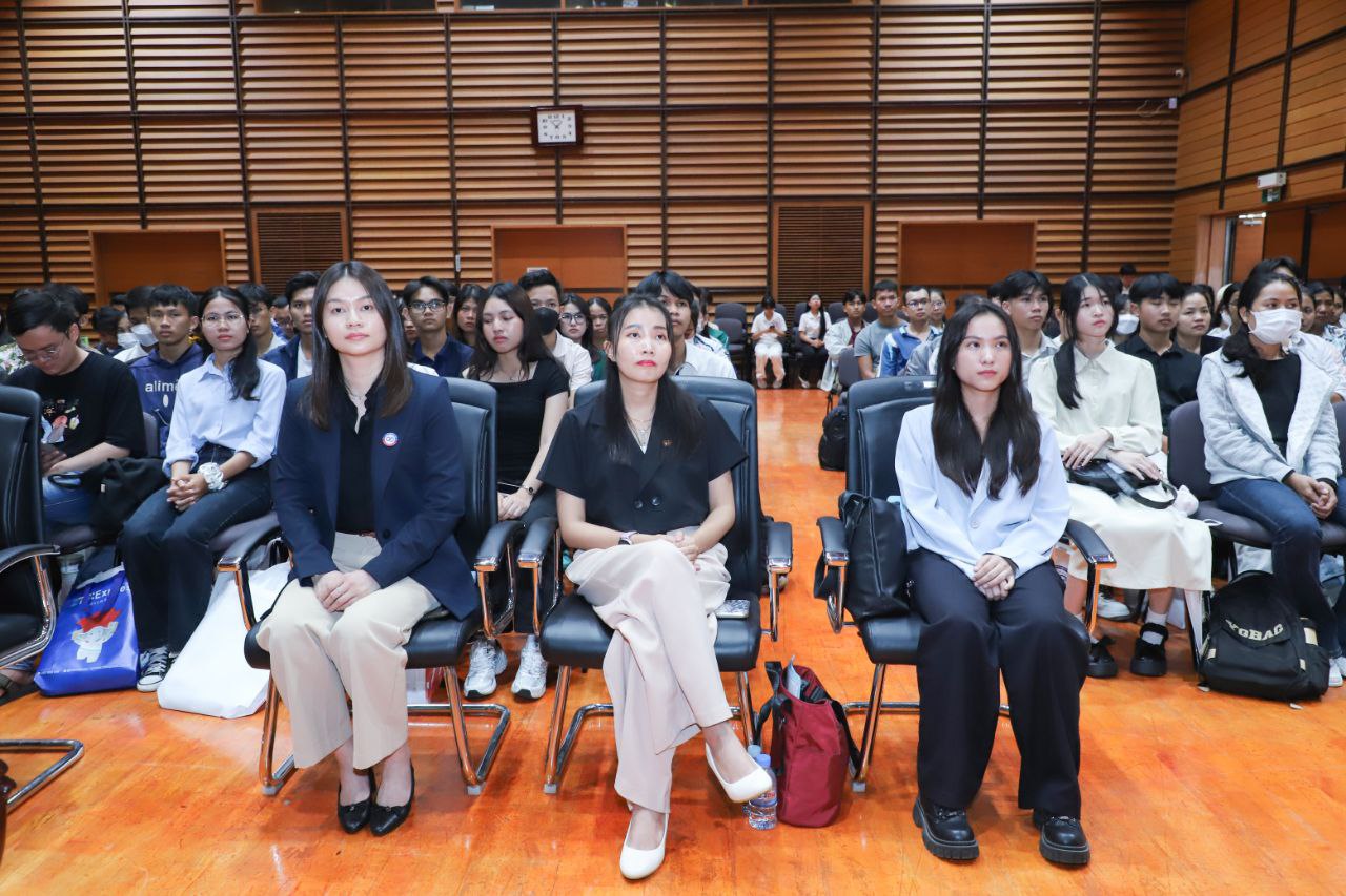 សិក្ខាសាលា ការសិក្សានៅប្រទេសជប៉ុន ក្រោមប្រធានបទ «ផ្តើមចេញពីថ្នាក់រៀន ...