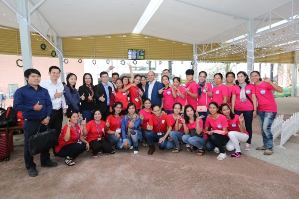 ពលការិនីកម្ពុជា១៤នាក់ ត្រូវបានបញ្ជូនទៅបម្រើការជាជំនួយការមេផ្ទះ នៅហុងកុងលើកដំបូង