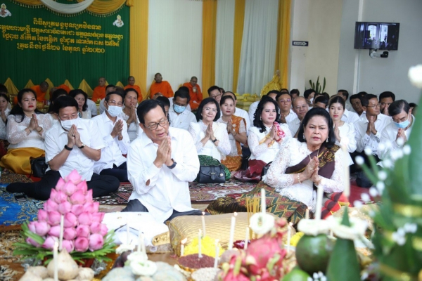 ថ្នាក់ដឹកនាំ មន្ត្រីរាជការក្រសួងការងារ ផ្តួចផ្តើមបុណ្យកឋិនទានសាមគ្គី កសាងសមិទ្ធផល ក្នុងទីវត្តអារាមមួយចំនួន នៅរាជធានីភ្នំពេញ