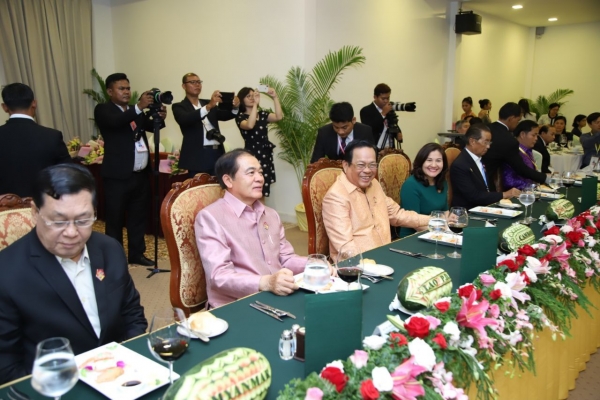 ក្រសួងការងារកម្ពុជា រៀបចំពិធីពិសារអាហារស្វាគមន៍ជូនដល់គណៈប្រតិភូ CLMTV