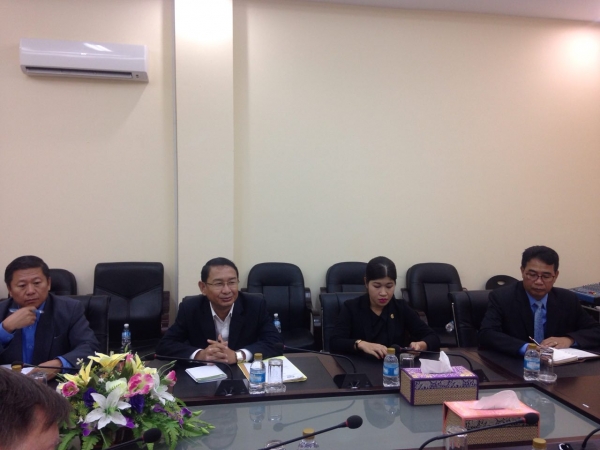 ឯកឧត្តម ម៉ម វណ្ណៈ ទទួលជួបពិភាក្សាការងារជាមួយលោក អឺល ប្រោន នាយកប្រចាំការប្រទេសចិន