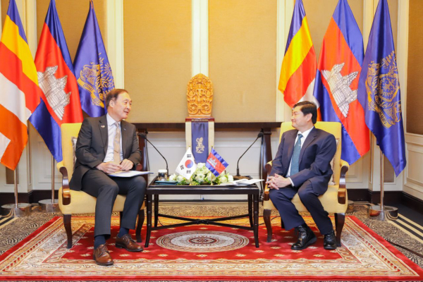 KOICAកូរ៉េ និងក្រសួងការងារ ឯកភាពលើការពង្រឹងការបណ្តុះបណ្តាលជំនាញបច្ចេកវិទ្យាព័ត៌មានវិទ្យា និងសមត្ថភាពជំនាញដល់ពលករ