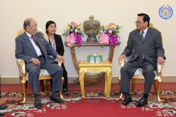 លោក Fumio Yamada ប្រធានអង្គការJCIA ដឹកនាំគណ:ប្រតិភូជប៉ុនជួបពិភាក្សាការងារ ពាក់ព័ន្ធទៅលើ ការបញ្ជូនកម្មសិក្សាការីទៅធ្វើការនៅប្រទេសជប៉ុន ផ្នែកថែទាំមនុស្សចាស់