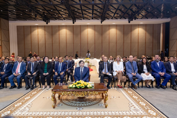 កម្ពុជាបញ្ជាក់ពីគំរូអនុវត្តដ៏ល្អនៃការសិក្សាផ្អែកលើការងារ (WBL) និងជំរុញការចល័តកម្លាំងពលកម្មដោយសេរីនៅក្នុងតំបន់អាស៊ានដោយគ្មានការរើសអើង ក្នុងកិច្ចប្រជុំអាស៊ាន-ស្វីស