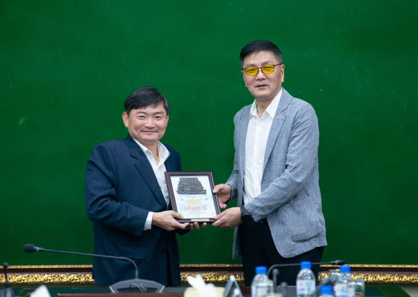 ក្រសួងការងារ និងសមាគម TAFTAC ប្តេជ្ញាពង្រឹងភាពជាដៃគូ ដើម្បីបន្តអភិវឌ្ឍវិស័យវាយនភណ្ឌ កាត់ដេរ ផលិតស្បែកជើង និងផលិតផលិតផលធ្វើដំណើរនិងកាបូបនៅកម្ពុជា