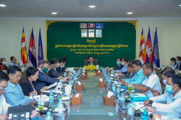 ក្រុមការងារយន្ដការត្រីភាគីបូក ជួបជជែកពិភាក្សាគ្នាលើកទី២ ទៅលើការធ្វើវិសោធនកម្មច្បាប់ស្តីពីការងារ