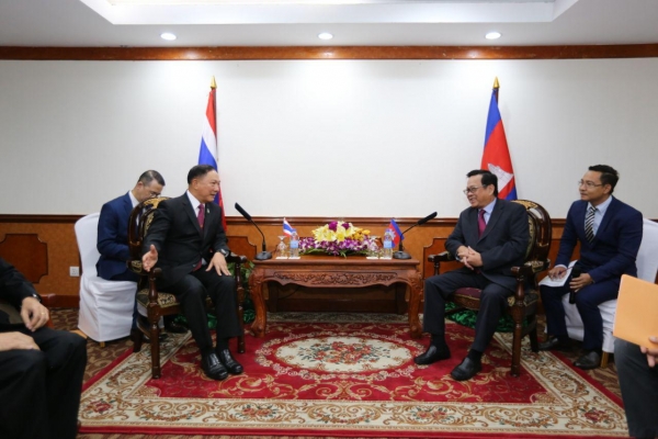 ឯកឧត្ដមបណ្ឌិត រដ្ឋមន្ត្រី​បាន​ជួប​ពិភាក្សា​ការងារ ជាមួយសមភាគីថៃ ឯកឧត្ដម Pol Gen. Adul sangsingkeo រដ្ឋមន្ត្រីក្រសួងការងារ នៃព្រះរាជាណាចក្រថៃ