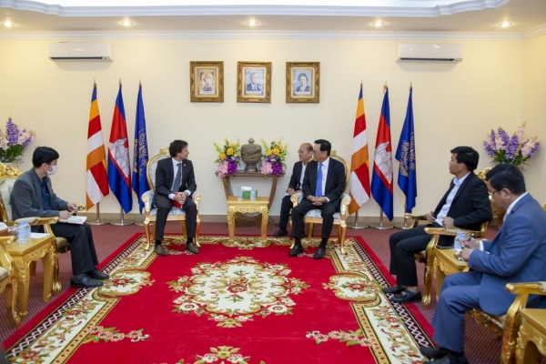 កម្ពុជា-ស្វីស បន្តបេ្តជ្ញារួមគ្នាក្នុងការកសាងធនធានមនុស្ស លើការបណ្តុះបណ្តាលបច្ចេកទេសវិជ្ជាជីវៈ