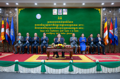 ឯកឧត្តមរដ្ឋមន្រ្តី ហេង សួរ ជំរុញលើកកម្ពស់ការដឹកនាំ និងអភិវឌ្ឍគ្រឹះស្ថាន TVET ឱ្យកាន់តែទំនើប និងគុណភាពខ្ពស់ក្នុងការបណ្តុះបណ្តាល ដើម្បីឆ្លើយតបតម្រូវការទីផ្សារការងារ