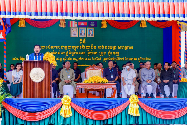 ឯកឧត្តមរដ្ឋមន្ដ្រី លើកឡើងពីវឌ្ឍនភាពក្នុងការដោះស្រាយជូនកម្មករនិយោជិត នៅមុន/ក្រោយពេលជួបសំណេះសំណាលជាមួយសម្ដេចតេជោនាយករដ្ឋមន្ត្រី