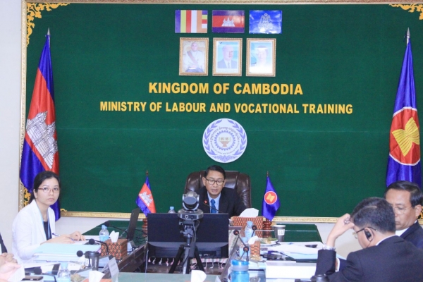 កម្ពុជា អរគុណចំពោះប្រទេសអាស៊ានបូក៣ សម្រាប់ការគាំទ្រ និងកិច្ចសហប្រតិបត្តិការយ៉ាងរឹងមាំ ដើម្បីវិបុលភាព និងភាពស្អិតរមួតនៃសហគមន៍អាស៊ាន