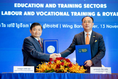 ក្រសួងការងារ និងបណ្ដុះបណ្ដាលវិជ្ជាជីវៈ និងក្រុមហ៊ុន រ៉ូយ៉ាល់គ្រុប ពង្រីកកិច្ចសហប្រតិបត្តិការលើវិស័យការងារ សន្តិសុខសង្គម និងបណ្តុះបណ្តាលវិជ្ជាជីវៈ