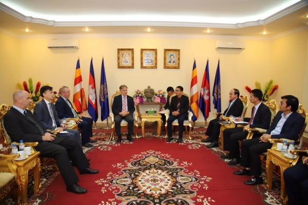 NEA ចុះកិច្ចព្រមព្រៀងជាមួយ GIZ ដើម្បីលើកកម្ពស់ការងារក្នុងខេត្តបន្ទាយមានជ័យ