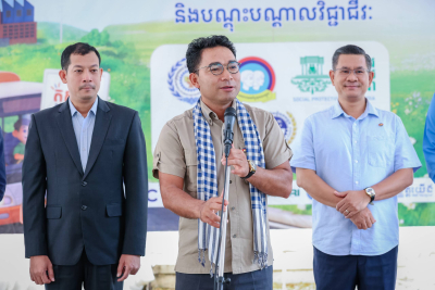 The Ministry of Labor brings six companies to directly provide 1,091 job opportunities for former workers and job seekers in Pailin city.