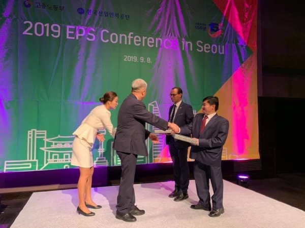 បើប្រៀបធៀបគ្នា ១៦ ប្រទេស ទើបដឹងថាកម្ពុជាយើងគ្រាន់បើជាងគេ ក្នុងការផ្តល់សេវាស្វែងរកទីផ្សារការងារនៅប្រទេសកូរ៉េ ជូនបងប្អូនខ្មែរយើង