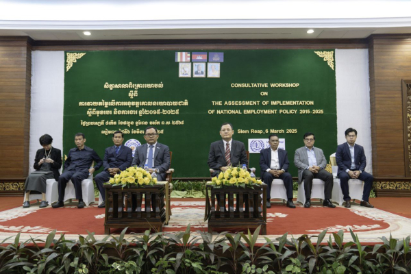 ក្រសួងការងារ រៀបចំសិក្ខាសាលាពិគ្រោះយោបល់ថ្នាក់ក្រោមជាតិដើម្បីវាយតម្លៃលើការអនុវត្តគោលនយោបាយជាតិ ស្ដីពីមុខរបរ និងការងារ ឆ្នាំ២០១៥-២០២៥