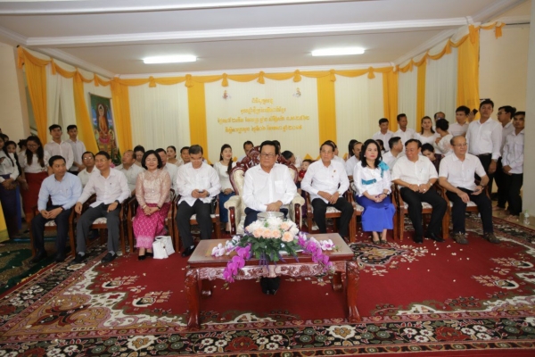 ថ្នាក់ដឹកនាំ មន្ត្រីរាជការក្រសួងការងារ និងបណ្តុះបណ្តាលវិជ្ជាជីវៈ រៀបចំពិធីសូត្រមន្តលើករាសីសម្រាប់ឆ្នាំថ្មី