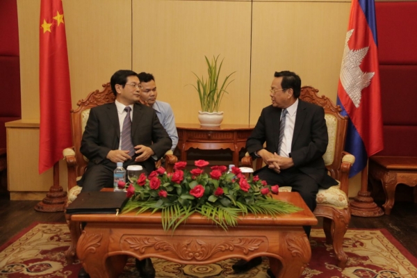 ឯកឧត្តមបណ្ឌិតរដ្ឋមន្រ្តី ទទួលជួបសម្ដែងការគួរសម និងពិភាក្សាការងារជាមួយឯកឧត្តម ស៊ុន វូសាន អនុរដ្ឋមន្រ្តីក្រសួងការងារចិន