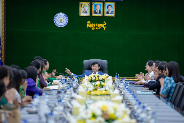 ឯកឧត្តម ហេង សួរ គាំទ្រការបណ្តុះបណ្តាលសហគ្រិនភាព និងការបំប៉នជំនាញបុគ្គលិកដោយឥតគិតថ្លៃ