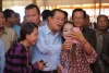 សម្តេចតេជោ ហ៊ុន សែន អញ្ជើញពិសារអាហារសាមគ្គីជាមួយកម្មករ កម្មការិនី នៅរោងចក្រ យី ដា ជិត ៤ពាន់នាក់ ក្នុងឱកាស&laquo;ទិវាពលកម្មអន្តរជាតិ១ឧសភា&raquo;