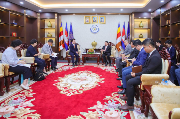 ក្រសួងការងារ និងបណ្តុះបណ្តាលវិជ្ជាជីវៈ និងក្រុងឈុនឆន់ចុះអនុស្សរណៈយោគយល់ជ្រើសរើសពលកររដូវកាលពីកម្ពុជា