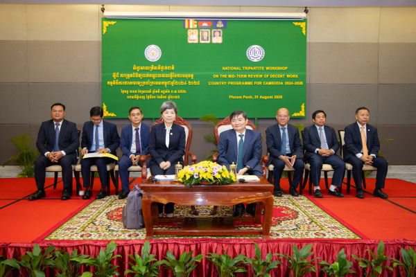 កម្ពុជា និង ILO សាទរសមិទ្ធផលពាក់កណ្តាលអាណត្តិកម្មវិធី DWCP និងជំរុញពង្រឹងកិច្ចសហការត្រីភាគី ដើម្បីលើកកម្ពស់ការងារសមរម្យឱ្យកាន់តែប្រសើរសម្រាប់កម្មករនិយោជិត