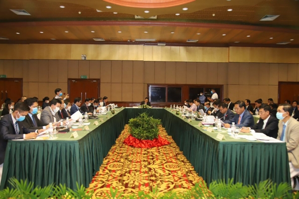 កិច្ចប្រជុំគណៈកម្មាធិការជាតិបណ្តុះបណ្តាលលើកទី១០ បានអនុម័តយល់ព្រមលើកញ្ចប់ស្តង់ដាបណ្តុះបណ្តាល និងលិខិតបទដ្ឋានគតិយុត្តមួយចំនួនសម្រាប់គាំទ្រ និង​អនុវត្ត​ក្នុងវិស័យអប់រំបណ្តុះបណ្តាលបច្ចេកទេស និងវិជ្ជាជីវៈ