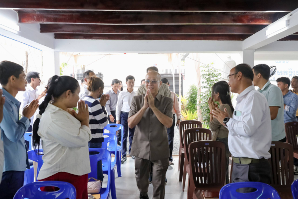 សហភាពសហជីពវិជ្ជាជីវៈកម្ពុជា ប្រារព្ធពិធីអបអរសាទរខួបលើកទី១៤០ នៃទិវាពលកម្មអន្តរជាតិ ១ឧសភា ក្រោមប្រធានបទ តុល្យភាពជីវិត-ការងារ គឺជាគន្លឹះនៃការងារសមរម្យ