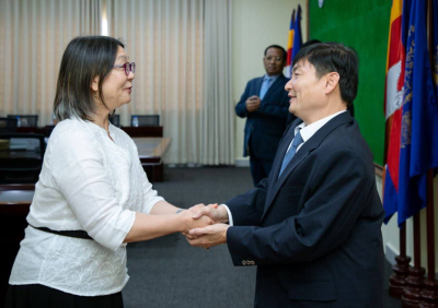 កម្ពុជា និងធនាគារអភិវឌ្ឍន៍អាស៊ី (ADB) ចាប់ដៃគ្នាបន្តជំរុញការអភិវឌ្ឍធនធានមនុស្សនៅកម្ពុជា