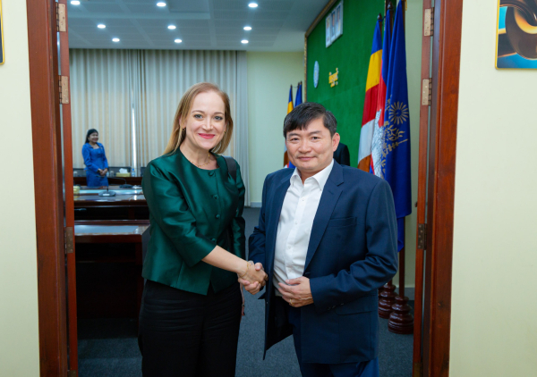 ក្រសួងការងារ និងអង្គការ IOM ពិភាក្សាពង្រឹង និងពង្រីកកិច្ចសហប្រតិបត្តិការគាំទ្រអតីតជនទេសន្តរប្រវេសន៍ខ្មែរ និងជនទេសន្តរប្រវេសន៍ខ្មែរដែលកំពុងធ្វើការនៅក្រៅប្រទេស