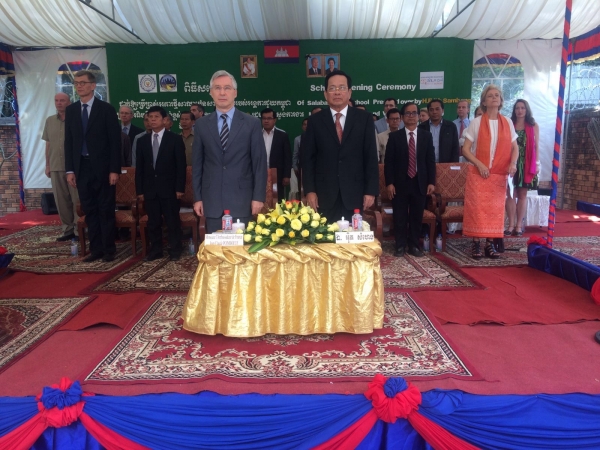 ពិធីសម្ភោធដាក់ឱ្យប្រើប្រាស់អគារថ្មី សាលារៀន សាលាបាយ ដែលបង្កើតឡើងដោយអង្គការបារាំង