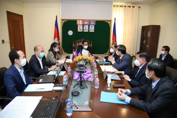 កិច្ចប្រជុំត្រួតពិនិត្យជាចុងក្រោយនូវសេចក្តីព្រាងអនុក្រឹត្យស្តីពីក្រមសីលធម៌វិស្វករ ក្នុងគោលបំណងលើកកម្ពស់កិត្តិយស សេចក្តីថ្លៃថ្នូរ សុចរិតភាព