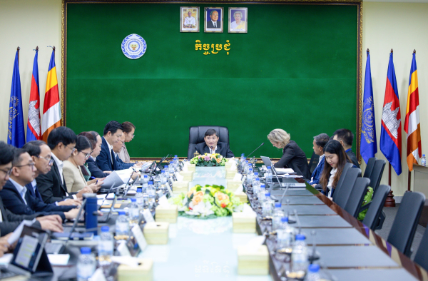 ក្រសួងការងារ សហការជាមួយគម្រោង ILO-BFC រៀបចំកិច្ចពិភាក្សាជាមួយតំណាងម្ចាស់ម៉ាកអន្តរជាតិដើម្បីបង្កើនការយកចិត្តទុកដាក់លើសុវត្ថិភាព និងសុខភាពការងារដល់បងប្អូនកម្មករនិយោជិត