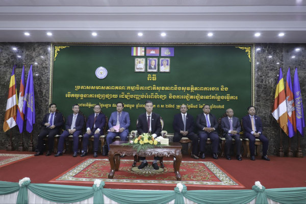 មន្ត្រីជាន់ខ្ពស់ក្រសួងការងារ៖ ការប្រកាសសមាសភាពគណៈកម្មាធិការជាតិសុខភាពនិងសុវត្ថិភាពការងារបង្ហាញពីការប្តេជ្ញាចិត្តរបស់រាជរដ្ឋាភិបាលក្នុងការលើកកម្ពស់លក្ខខណ្ឌសុវត្ថិភាព និងសុខភាពការងារ