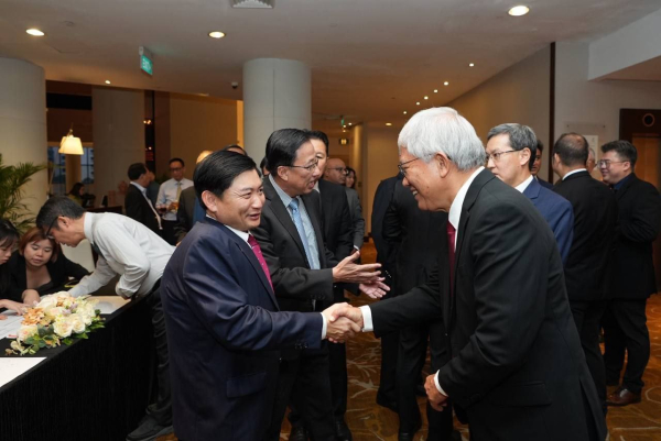 ក្រសួងការងារទទួលបានពានរង្វាន់ &laquo;កិច្ចសហប្រតិបត្តិល្អក្នុងការកសាងសមត្ថភាពគ្រូបង្គោល និងអភិវឌ្ឍផ្នែក TVET&raquo; ពីវិទ្យាស្ថាន ITE ដ៏ល្បីរបស់សិង្ហបុរី