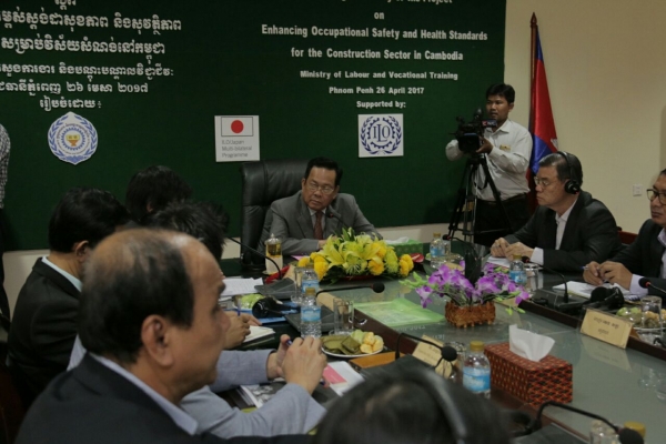 ពិធីប្រកាសផ្សព្វផ្សាយគម្រោងលើកកម្ពស់បទដ្ឋានសុខភាព និងសុវត្ថិភាពការងារវិស័យសំណង់នៅក្នុងប្រទេសកម្ពុជា