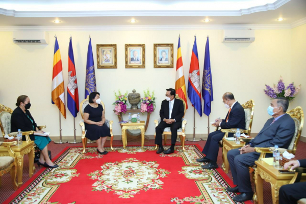 ក្រសួងការងារ-អង្គការ IOM បន្តពង្រឹងកិច្ចសហប្រតិបត្តិការ និងផ្តល់កិច្ចគាំពារទៅលើពលករទេសន្តរប្រវេសន៍