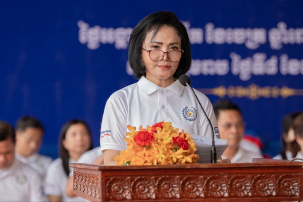 ក្រសួងការងារបើកយុទ្ធនាការផ្សព្វផ្សាយស្តីពី &laquo;ការបង្ការនិងទប់ស្កាត់ការប្រើប្រាស់ពលកម្មកុមារនៅតាមសហគ្រាស គ្រឹះស្ថានផលិតឥដ្ឋ ក្បឿង និងកសិឧស្សាហកម្ម&raquo;&nbsp;នៅខេត្តសៀមរាប