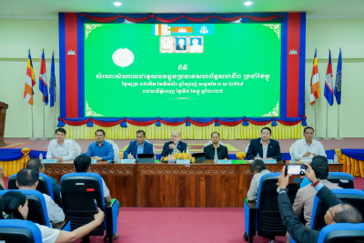 មន្រ្តីជាន់ខ្ពស់ក្រសួងការងារជួបសំណេះសំណាលជាមួយថ្នាក់ដឹកនាំសហព័ន្ធសហជីព