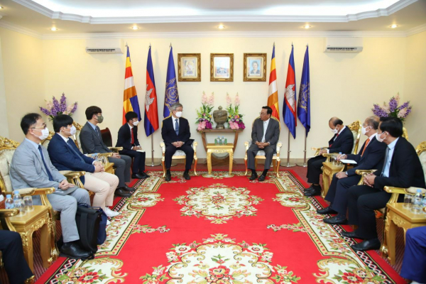 សាធារណរដ្ឋកូរ៉េ សន្យាជួយកម្ពុជាលើផ្នែកស្តារនីតិសម្បទារបស់កម្មករនិយោជិត ដែលទទួលរងនូវគ្រោះថ្នាក់ការងារ