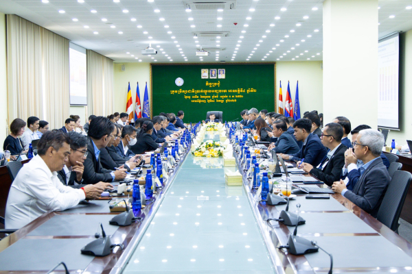 ក្រុមប្រឹក្សាជាតិប្រាក់ឈ្នួលអប្បបរមា បន្តកិច្ចប្រជុំពិភាក្សាដើម្បីសិក្សាលទ្ធភាពក្នុងការដំឡើងប្រាក់ឈ្នួលអប្បបរមាសម្រាប់ឆ្នាំ២០២៧ ជូនបងប្អូនកម្មករនិយោជិត