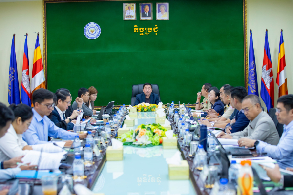 ក្រុមការងារទេសន្តរប្រវេសន៍ប្តេជ្ញាចិត្តរួមគ្នាចាត់វិធានការការពារ ទប់ស្កាត់ និងអនុវត្តវិធានការផ្លូវច្បាប់ចំពោះករណីពាក់ព័ន្ធនឹងអំពើជួញដូរមនុស្ស ការធ្វើអាជីវកម្មពលកម្មលើមនុស្ស ក្រោមរូបភាពនៃទេសន្តរប្រវេសន៍ការងារ