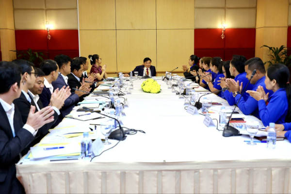 ឯកឧត្តម ហេង សួរ ស្វាគមន៍ចំពោះកិច្ចសហការជាមួយសហជីពក្នុងការលើកកម្ពស់វិស័យការងារ​កាន់តែប្រសើរ